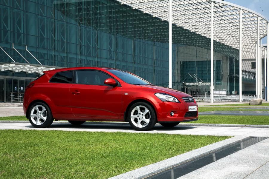  Kia pro_cee&rsquo;d 2008 года  (фото 146 из 182)